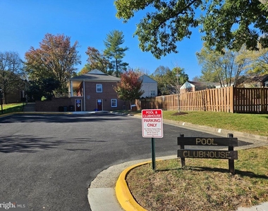3956 Bradwater Street - Photo Thumbnail 35