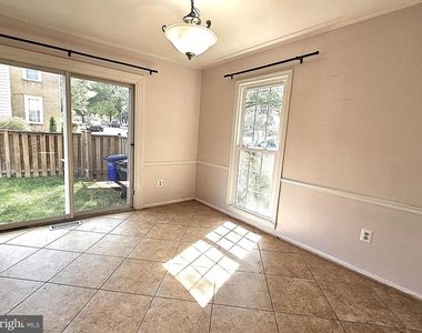 3956 Bradwater Street - Photo Thumbnail 9