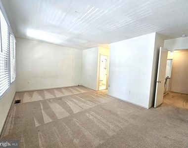 3956 Bradwater Street - Photo Thumbnail 18