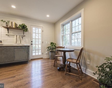 609 Ramsey Street - Photo Thumbnail 6