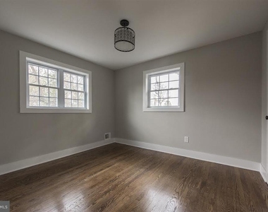 609 Ramsey Street - Photo Thumbnail 11