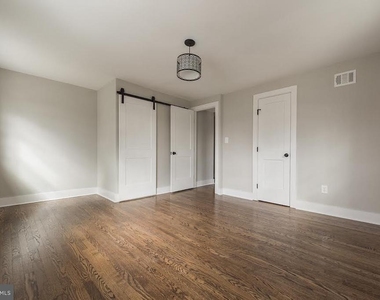 609 Ramsey Street - Photo Thumbnail 7