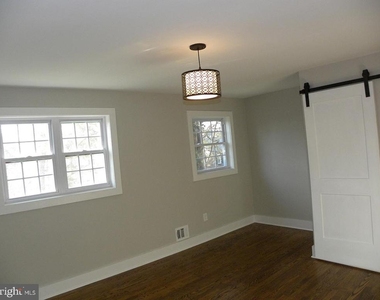 609 Ramsey Street - Photo Thumbnail 8