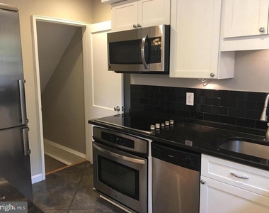 21 E Myrtle Street - Photo Thumbnail 8