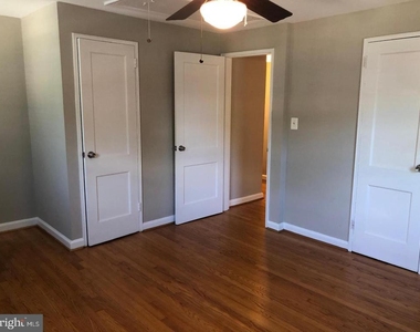 21 E Myrtle Street - Photo Thumbnail 12