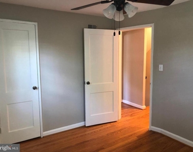 21 E Myrtle Street - Photo Thumbnail 16