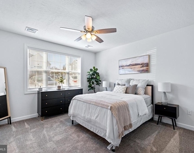 3107 Lincoln Way - Photo Thumbnail 10