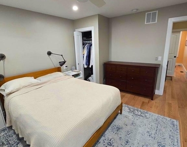 1928 N Hope Street - Photo Thumbnail 9
