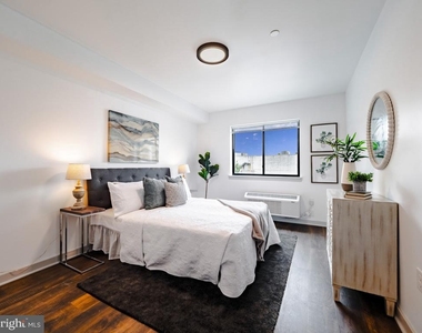 8327 Ridge Avenue - Photo Thumbnail 2
