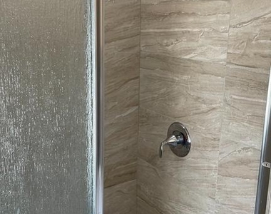 537 N 13th Street - Photo Thumbnail 13