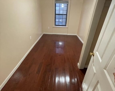 537 N 13th Street - Photo Thumbnail 9