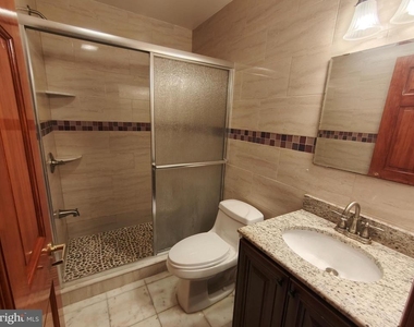1106 Wallace Street - Photo Thumbnail 24