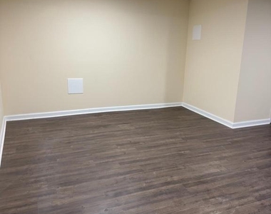 249 Glendale Road - Photo Thumbnail 18