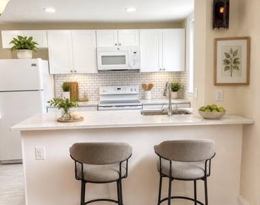 249 Glendale Road - Photo Thumbnail 1