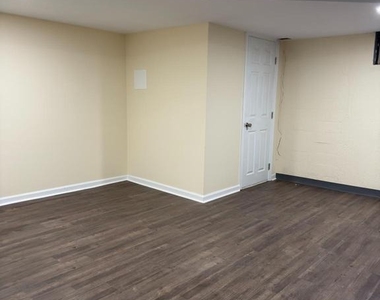 249 Glendale Road - Photo Thumbnail 21