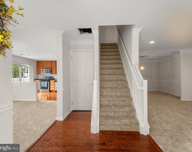 103 Granite Lane - Photo Thumbnail 4