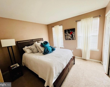 223 Flagstone Road - Photo Thumbnail 15