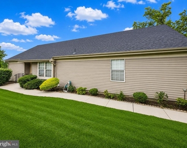 6 Patrick Henry Court - Photo Thumbnail 22