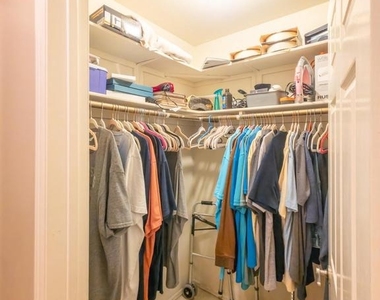 6 Patrick Henry Court - Photo Thumbnail 17