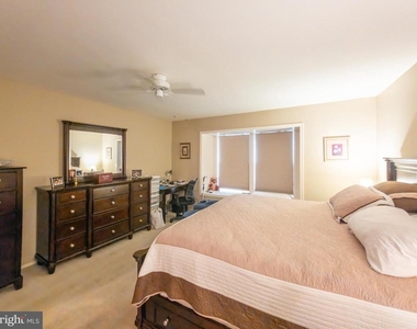 6 Patrick Henry Court - Photo Thumbnail 16
