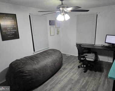 601 Magnolia Court - Photo Thumbnail 9