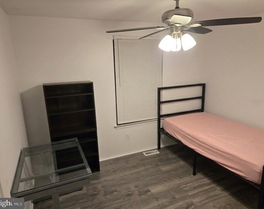 601 Magnolia Court - Photo Thumbnail 6