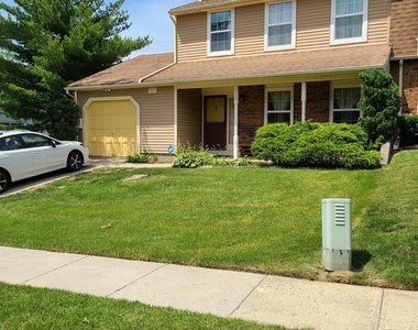 1105 Jonathan Lane - Photo Thumbnail 1