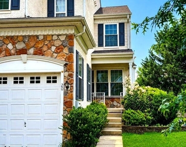 20 Carter Lane - Photo Thumbnail 1
