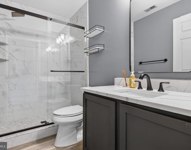 20 Carter Lane - Photo Thumbnail 4