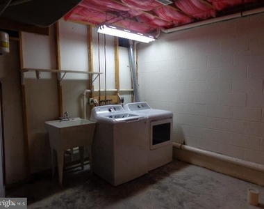 173 Stanford Road - Photo Thumbnail 15