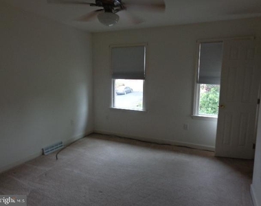 173 Stanford Road - Photo Thumbnail 6