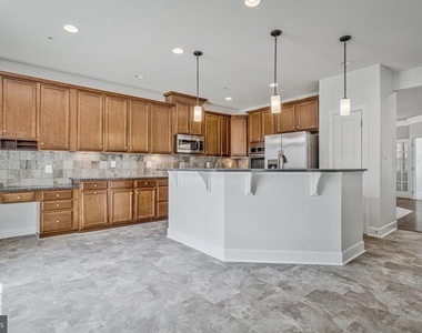 43691 Yulan Street - Photo Thumbnail 9