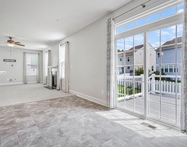 43691 Yulan Street - Photo Thumbnail 16