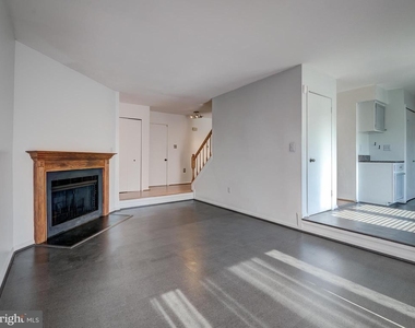 13907 Concord Avenue - Photo Thumbnail 20