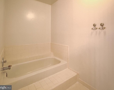 13907 Concord Avenue - Photo Thumbnail 50