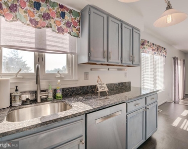 13907 Concord Avenue - Photo Thumbnail 26