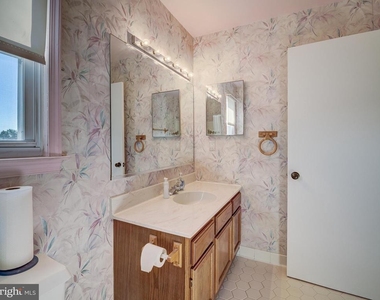 13907 Concord Avenue - Photo Thumbnail 38
