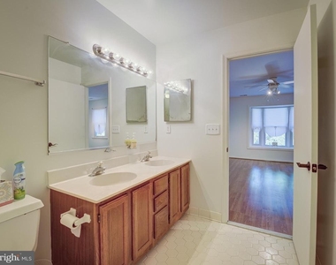 13907 Concord Avenue - Photo Thumbnail 59