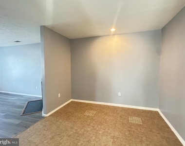 7233 Mill Creek Court - Photo Thumbnail 16