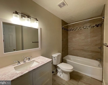 7233 Mill Creek Court - Photo Thumbnail 5