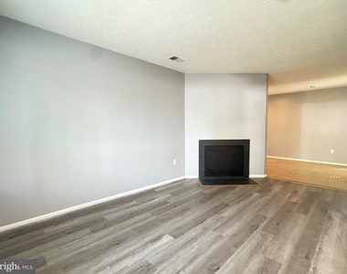 7233 Mill Creek Court - Photo Thumbnail 15