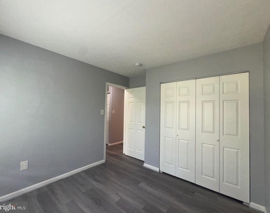 7233 Mill Creek Court - Photo Thumbnail 25