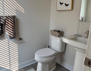 14432 Hunts Farm Road - Photo Thumbnail 9