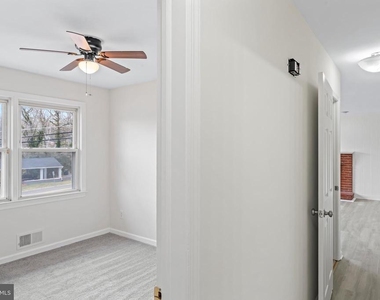 4502 Henderson Road - Photo Thumbnail 30