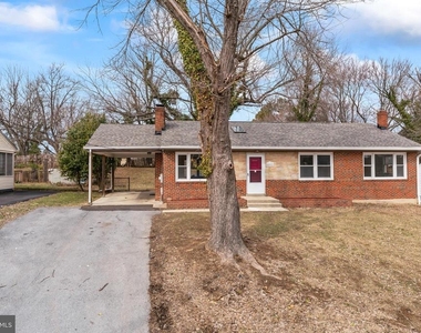 4502 Henderson Road - Photo Thumbnail 2