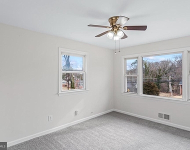 4502 Henderson Road - Photo Thumbnail 27
