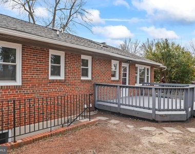 4502 Henderson Road - Photo Thumbnail 55