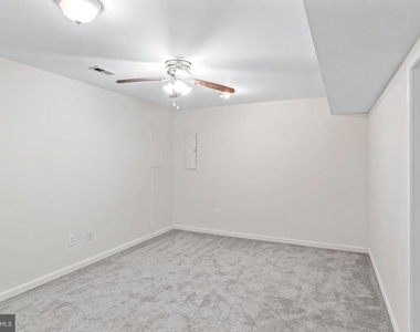 4502 Henderson Road - Photo Thumbnail 44