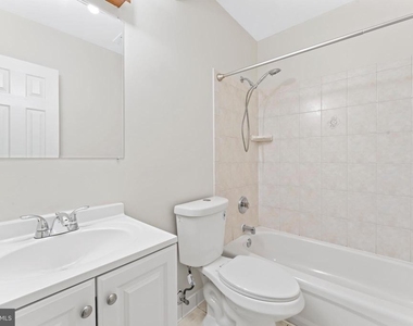 4502 Henderson Road - Photo Thumbnail 50