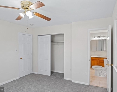4502 Henderson Road - Photo Thumbnail 24